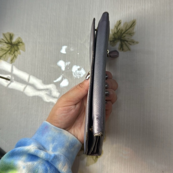 Prada Saffiano leather metallic purple wallet with COA and box - Picture 11 of 14